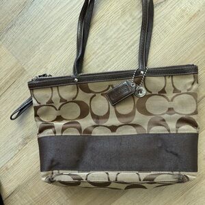 Coach Signature Tote in Brown and Tan